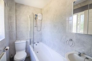 Family Bathroom- click for photo gallery